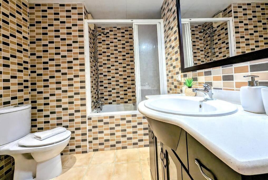 Apartamento Piscina En Platja Daro By Host&Joy Platja d'Aro Ngoại thất bức ảnh